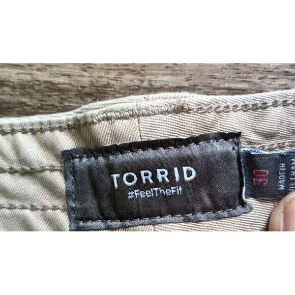 Torrid Military  Short Shorts Size 30 Summer Khaki Tan Stretch Twill Chino New - Picture 6 of 10